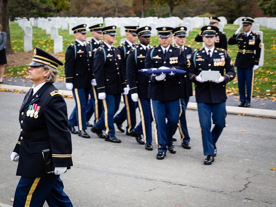 US Army Casket Team on Eisenhower Drive Arlington National Cemetery | Arlington media, inc.